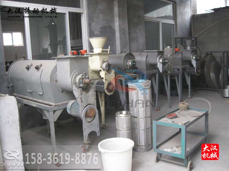 <a href='http://www.kmczcqhs.com/list_1_1.html' target='_blank'><u>Y</u></a>ۙC